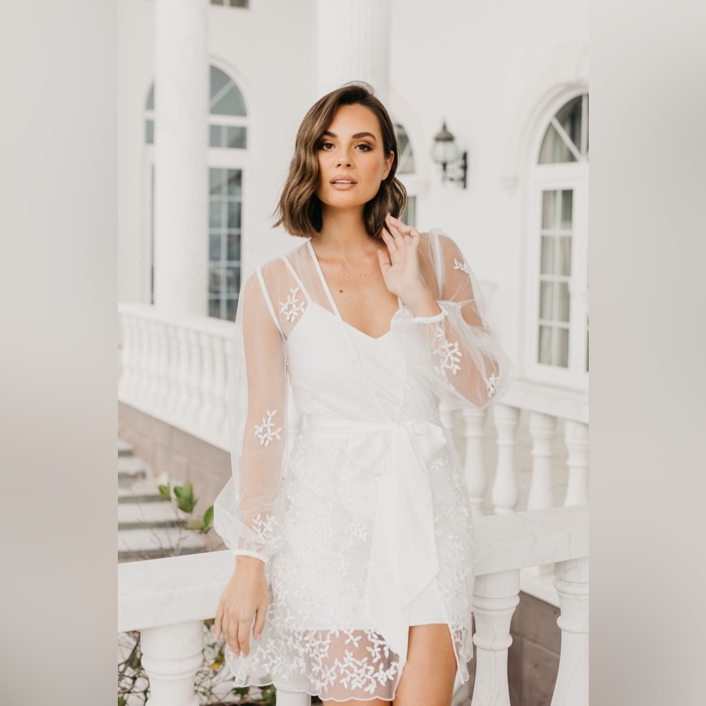 Le Rose Ines Lace Beaded Robe - Includes Slip